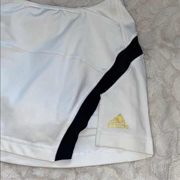 Adidas skort - Picture 3 of 5